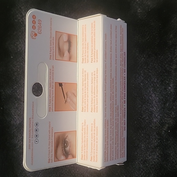 Ardell DUO Brush On Striplash Adhesive - Picture 3 of 5